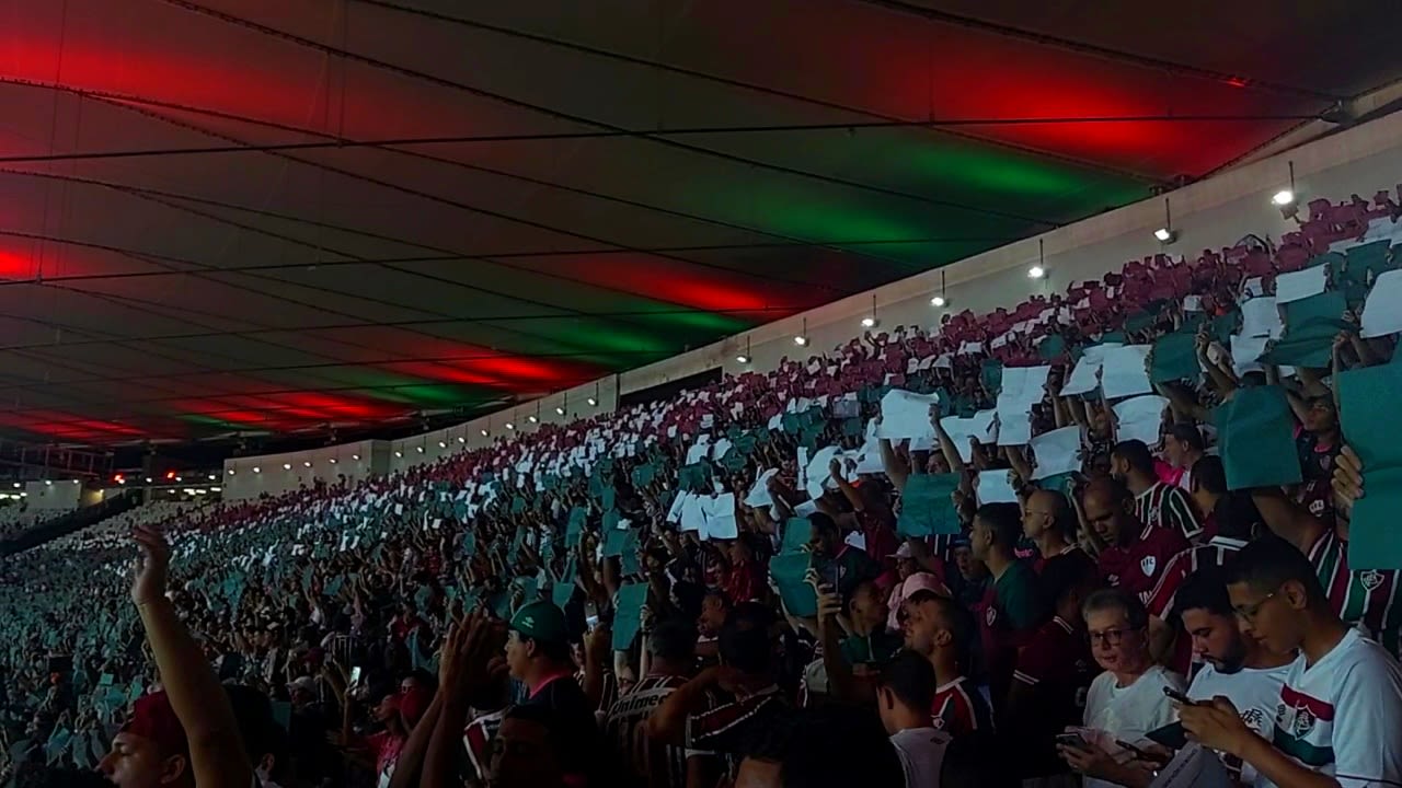 a train is stopped at a train station