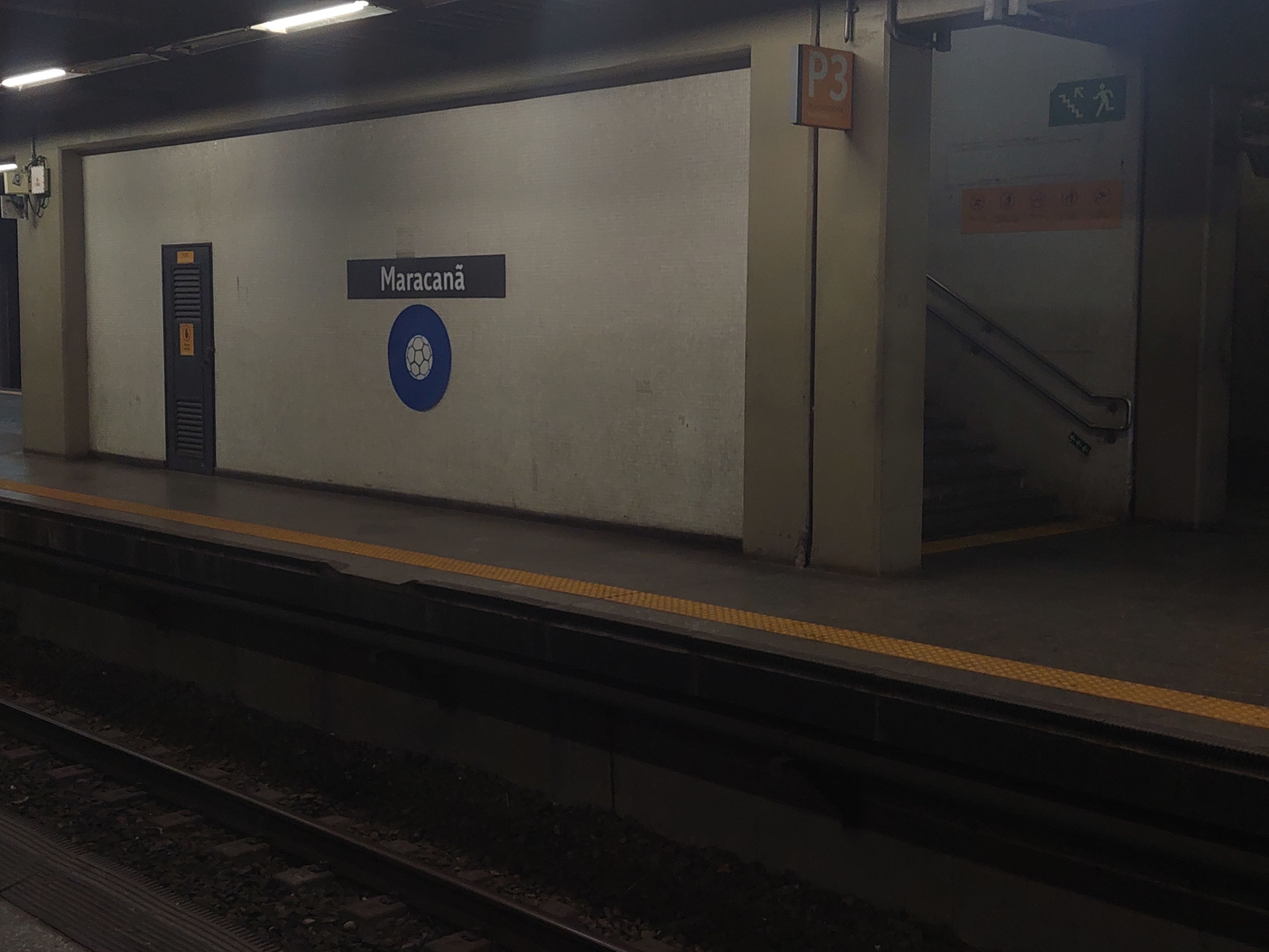 a train is stopped at a train station